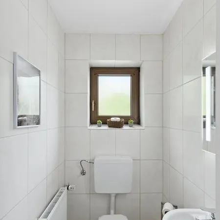 Apartment Charysma - Chillout-loft, Wintergarten, E-kamin, Massage-sessel, Schlafzimmer Mit Smart-tv, 2 Parkplaetze Hamelin
