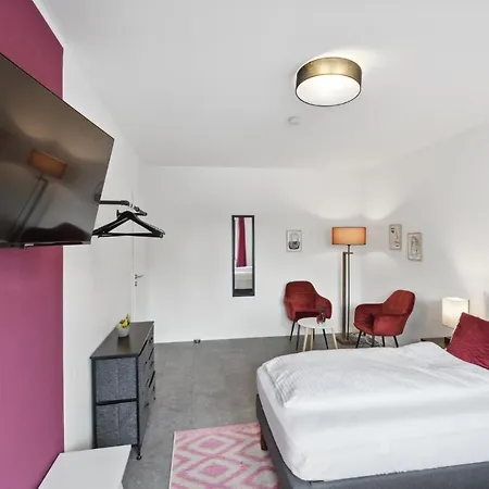 Charysma - Chillout-loft, Wintergarten, E-kamin, Massage-sessel, Schlafzimmer Mit Smart-tv, 2 Parkplaetze דירה *