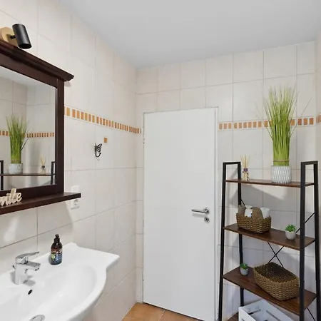 דירה Charysma - Chillout-loft, Wintergarten, E-kamin, Massage-sessel, Schlafzimmer Mit Smart-tv, 2 Parkplaetze האמלן