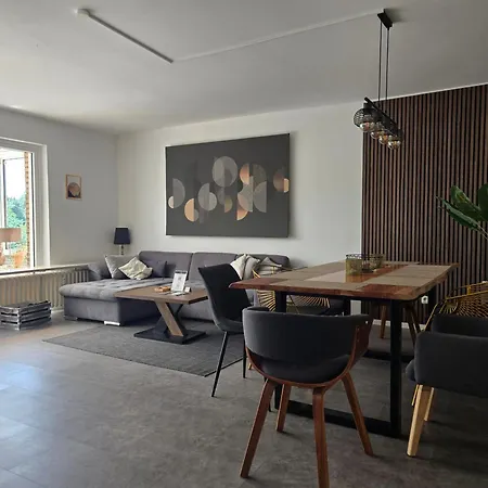 Charysma - Chillout-loft, Wintergarten, E-kamin, Massage-sessel, Schlafzimmer Mit Smart-tv, 2 Parkplaetze * Hamelin