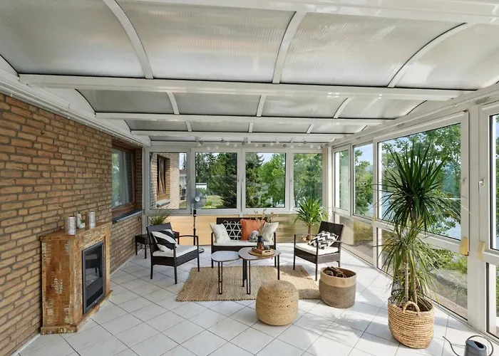 Charysma - Chillout-loft, Wintergarten, E-kamin, Massage-sessel, Schlafzimmer Mit Smart-tv, 2 Parkplaetze Appartement *